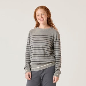Front view of model wearing organic cotton classic crew sweater in color heather grey stripe