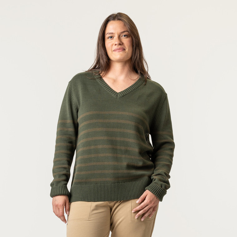 Front view of model wearing 100% Regenerative Organic Certified® Cotton  V-Neck Sweater in color pine stripe.