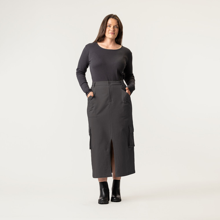 Front view of model wearing 100% organic cotton surplus skirt in color pepper.