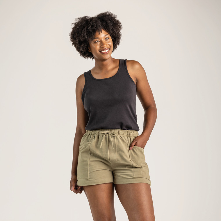 Close up front view of model wearing 100% organic cotton camp shorts in color bay.