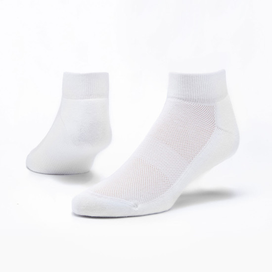 White organic cotton ankle sport socks.